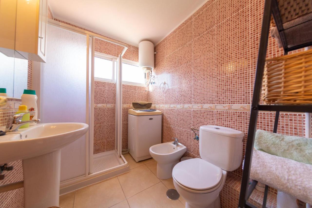 Apartamento En Sur Y Sol Los Cristianos Лос Кристианос Екстериор снимка
