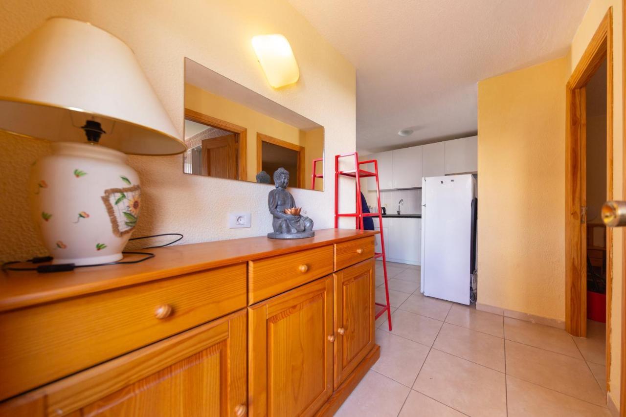 Apartamento En Sur Y Sol Los Cristianos Лос Кристианос Екстериор снимка