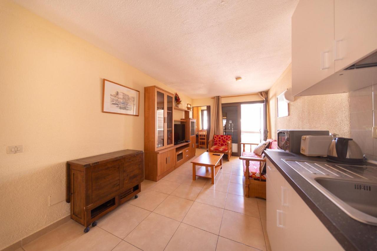Apartamento En Sur Y Sol Los Cristianos Лос Кристианос Екстериор снимка