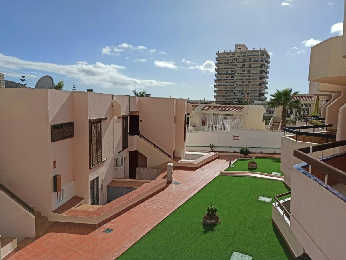 Apartamento En Sur Y Sol Los Cristianos Лос Кристианос Екстериор снимка