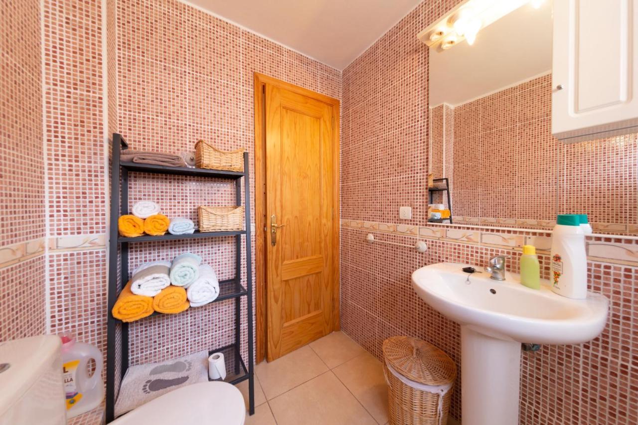 Apartamento En Sur Y Sol Los Cristianos Лос Кристианос Екстериор снимка